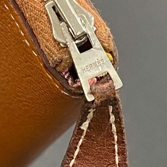 Hermes Silk 'In Wallet Gold (52400) - Picture 3 of 5